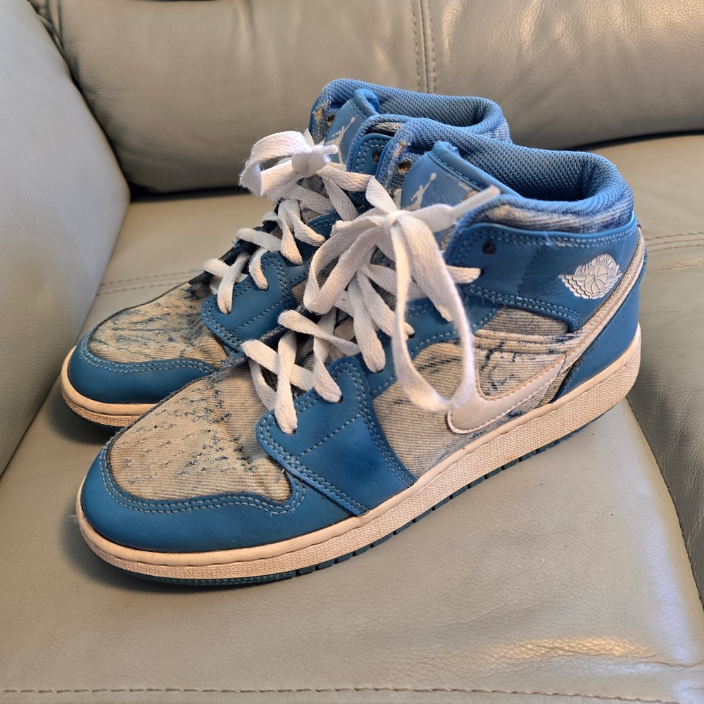 Nike Air Jordan 1 Mid SE Washed Denim Blue White DM8951-400 Size‎ Youth 6Y